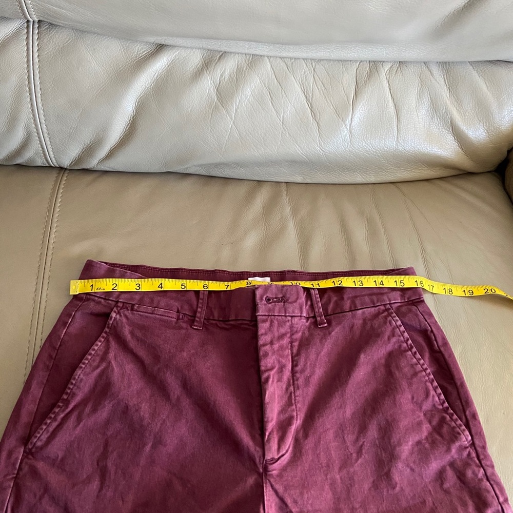 4/15 💖Gap Shorts! Size-31 - Picture 5 of 7